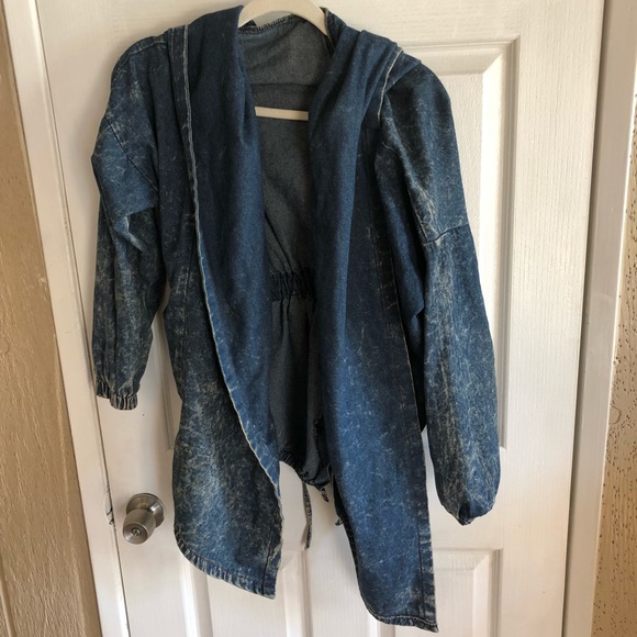 Jean jacket - Picture 1 of 2